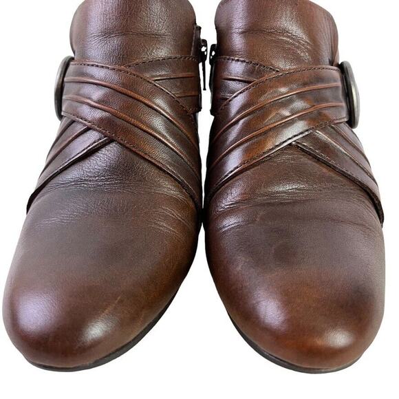 Born Nova Womens Brown Chunky Heel Comfort Shoes Booties Side Buckle Leather 6.5 - Picture 7 of 16